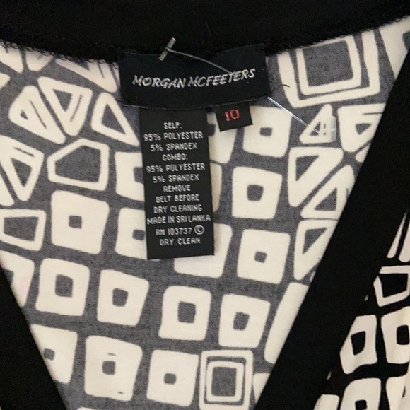 Black and White women’s dress Size 10. - Picture 4 of 6